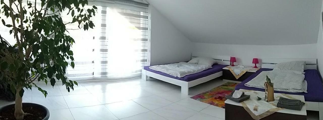 Apartment Ferienwohnungvip Munich Albatros De Luxe Kirchheim bei Muenchen